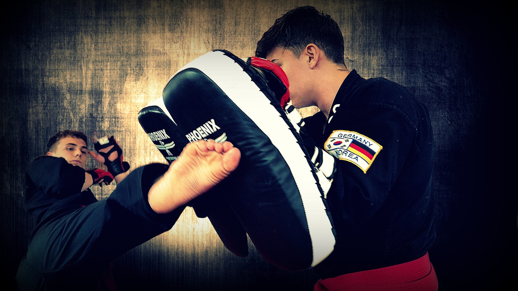 The Best Training Thai Pads Worth Striking Review, Pro Tips + Buyer's